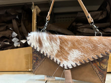 Load image into Gallery viewer, Tooled Envelope Crossbody Purse