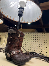 Load image into Gallery viewer, RA54094 Silver Detail Boot Lamp