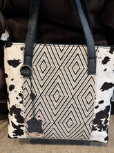 Load image into Gallery viewer, BA1266 White & Black Diamond Aztec Handbag