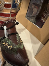 Load image into Gallery viewer, RA7359 US Eagle Boot Vase