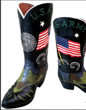 Load image into Gallery viewer, RA7146 US Army Flag Camo Boot Vase