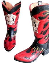 Load image into Gallery viewer, RA4146 Cards & Skull Flame Boot Vase