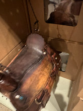 Load image into Gallery viewer, Saddle Birdhouse