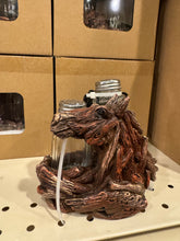Load image into Gallery viewer, Horse Salt & Pepper Shaker Set