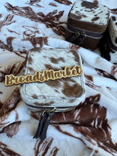 Load image into Gallery viewer, Cowhide Jewelry Boxes