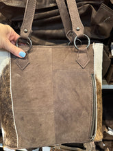 Load image into Gallery viewer, BA2820 Full Tooled Cowhide Handbag