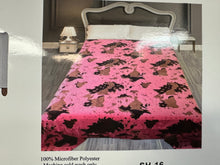 Load image into Gallery viewer, Queen Hot Pink Cow Print Plush Blanket
