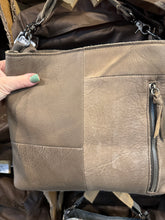 Load image into Gallery viewer, Floral Tooled Cowhide Purse BA2826