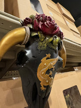 Load image into Gallery viewer, Lizard Gecko Rose Skull