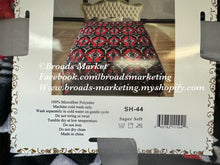 Load image into Gallery viewer, Queen Damien Plush Red & Black Blanket