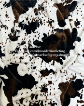 Load image into Gallery viewer, Queen Cow Print Plush Blanket