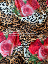Load image into Gallery viewer, Twin Cheetah Leopard Rose Blanket