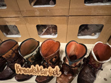 Load image into Gallery viewer, RA7415 Set of 6 Boot Vases