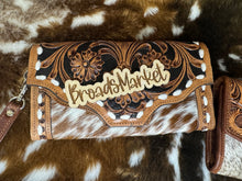 Load image into Gallery viewer, Tooled Floral Wristlet Wallets