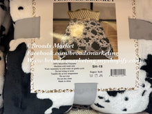 Load image into Gallery viewer, Queen Black & White Cow Print Plush Blanket