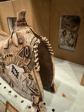 Load image into Gallery viewer, Cowskull Saddle Decor