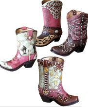 Load image into Gallery viewer, RA5813 Set of 4 Boot Pen Holders