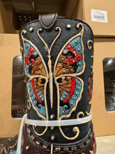 Load image into Gallery viewer, RA54012 Black Butterfly Boot Vase