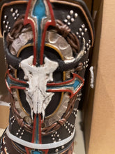 Load image into Gallery viewer, Cowskull Cross Arrow Boot Vase