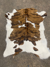 Load image into Gallery viewer, Tricolor Brindle Calf Cowhide Rugs
