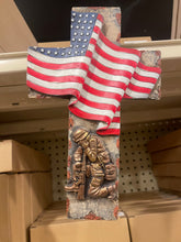 Load image into Gallery viewer, US Flag Praying Solider Cross