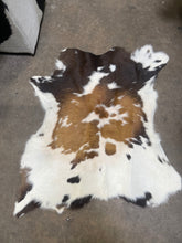 Load image into Gallery viewer, Tricolor Calf Cowhide Rugs