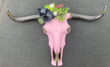 Load image into Gallery viewer, Somer Cowskull