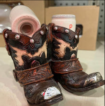 Load image into Gallery viewer, Boots Salt & Pepper Shaker Set
