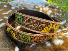 Load image into Gallery viewer, Tooled Leather Purse Strap
