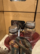 Load image into Gallery viewer, RA7591 Cowboy Hat &amp; Boots Salt &amp; Pepper Shaker Set
