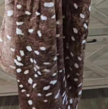 Load image into Gallery viewer, Axis Deer Print Super Plush Blanket
