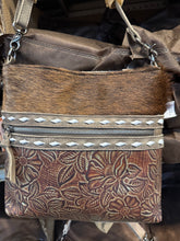 Load image into Gallery viewer, BA2827 Bottom Zipper Tooled Cowhide Purse
