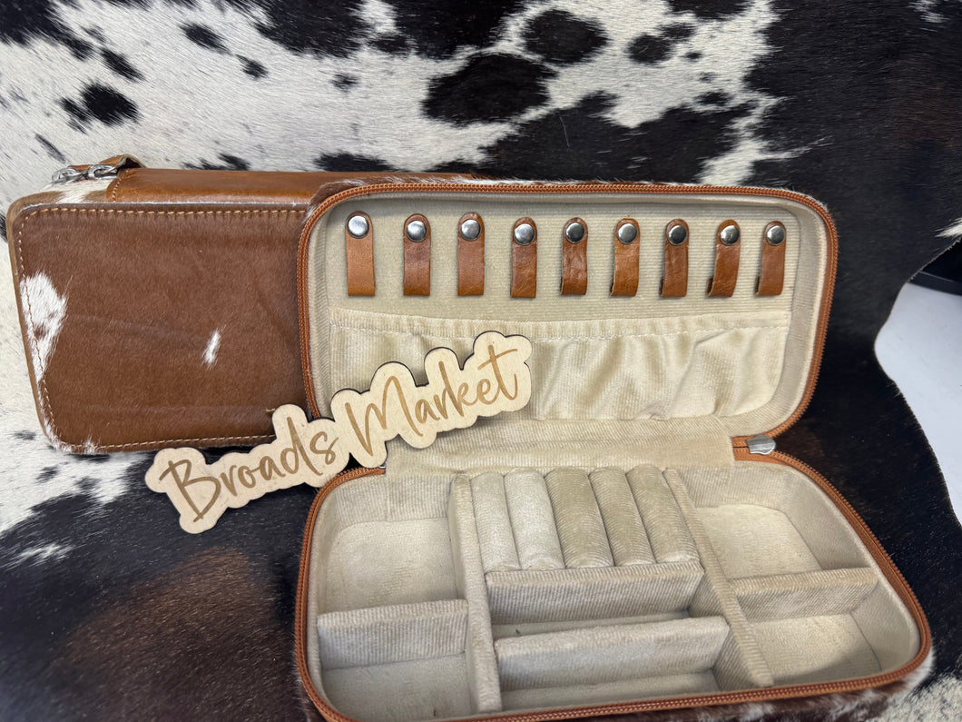 Beige Red Cowhide Oblong Jewelry Cases