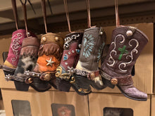 Load image into Gallery viewer, RA3815 Set of 6 Boot Ornaments
