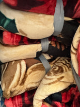 Load image into Gallery viewer, Mother Teresa S24 Blanket
