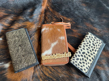 Load image into Gallery viewer, Cowhide Wallets
