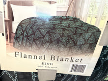 Load image into Gallery viewer, Butterfly Bootstitch B7 Super Plush Blanket
