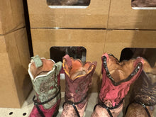 Load image into Gallery viewer, RA3186 Set of 4 Boot Vases
