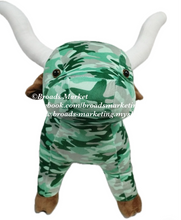 Load image into Gallery viewer, Longhorn Farm Pal Plush Toy
