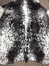 Load image into Gallery viewer, Black &amp; White Salt &amp; Pepper Cowhide Rug 53x50”
