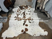 Load image into Gallery viewer, Splatter Salt &amp; Pepper Tricolor Cowhide Rug
