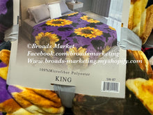 Load image into Gallery viewer, Purple Sunflower Super Plush Blanket
