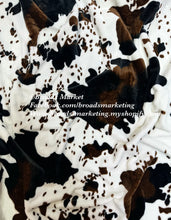 Load image into Gallery viewer, Twin Cow Throw Plush Blanket
