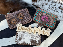 Load image into Gallery viewer, Tooled Cowhide &amp; Leather Coin Purses
