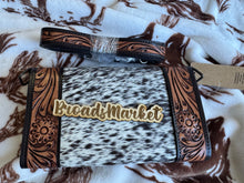 Load image into Gallery viewer, Checkered Spade Cowhide Tooled Leather Wallet Purse
