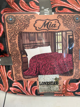 Load image into Gallery viewer, MIA Blankets
