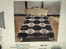 Load image into Gallery viewer, Twin Super Plush Aztec Blankets
