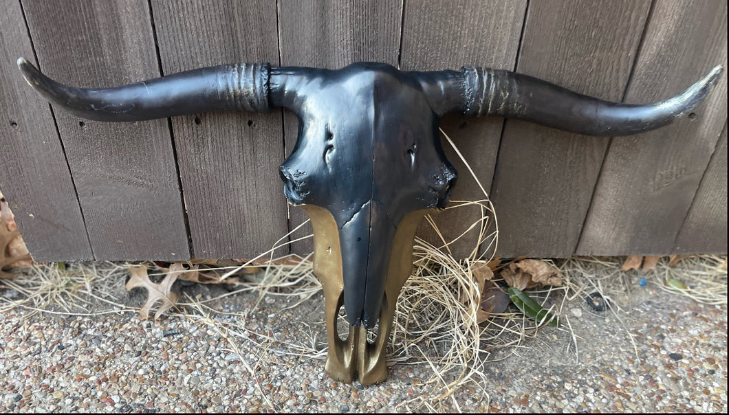 Maximus Black & Gold Cowskull