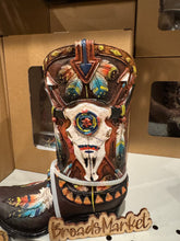 Load image into Gallery viewer, RA4922 Native Feather Cowskull Boot Vase
