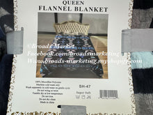 Load image into Gallery viewer, Queen Navy Kenny Plush Blanket
